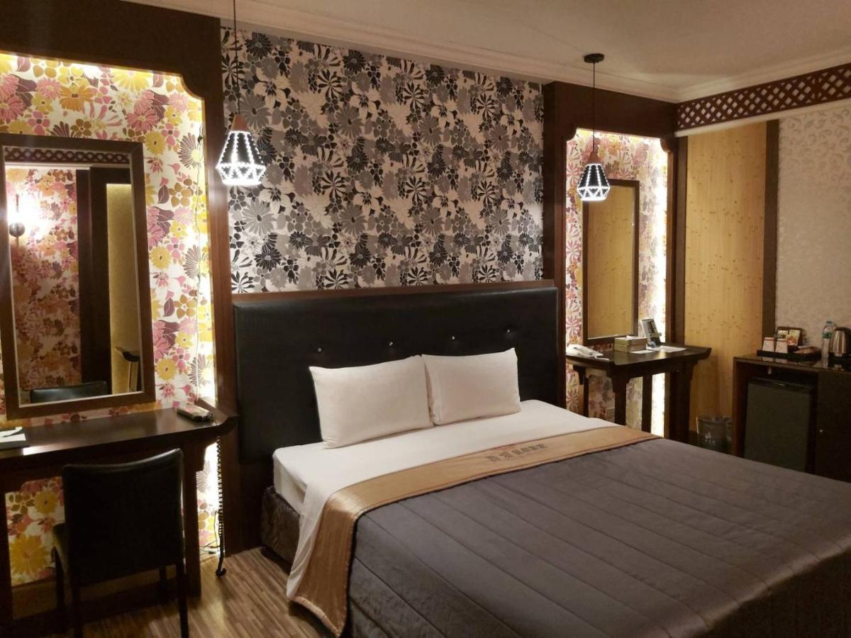 Chateau Motel Гаосюн Экстерьер фото