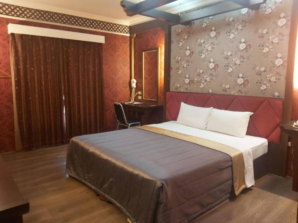 Chateau Motel Гаосюн Экстерьер фото